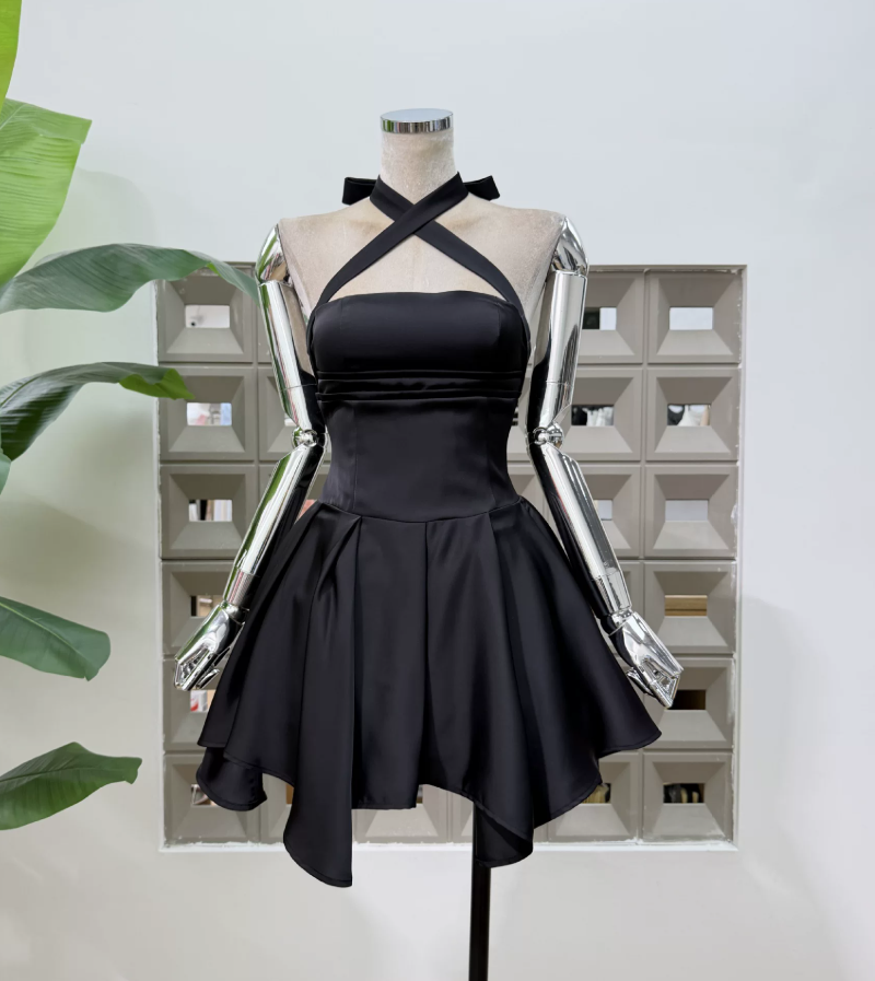 Graceful Halter Neck Homecoming Dress Satin A-Line Party Dress C9381