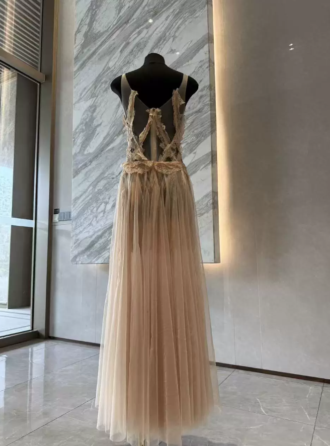 Charming V Neck Prom Dress Sequins Tulle A-Line Evening Dress C9385