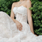 Romantic Strapless Wedding Dresses Appliques Lace A-Line Bridal Dress C9390