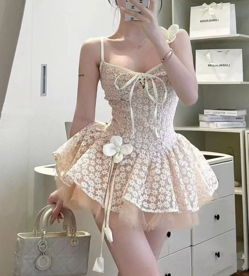 Mini robe de soirée en satin, sans bretelles, sans manches, ligne a, simple, C899