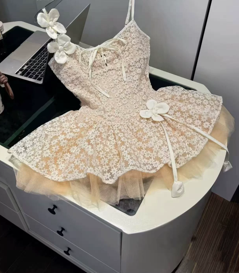 Mini robe de soirée en satin, sans bretelles, sans manches, ligne a, simple, C899