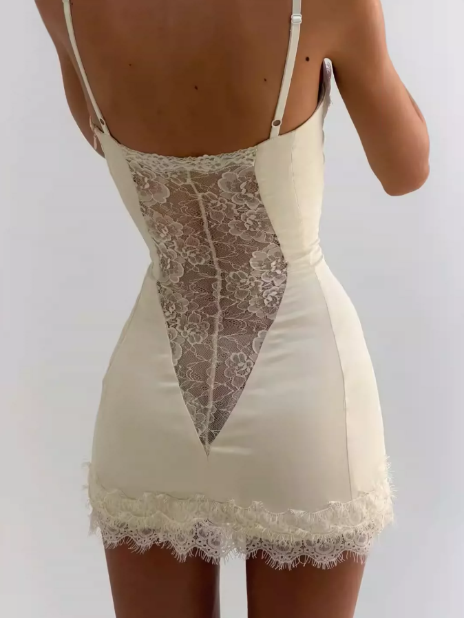Mini robe de soirée en satin, sans bretelles, sans manches, ligne a, simple, C899