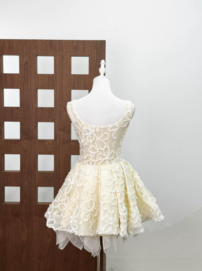 Mini robe de soirée en satin, sans bretelles, sans manches, ligne a, simple, C899