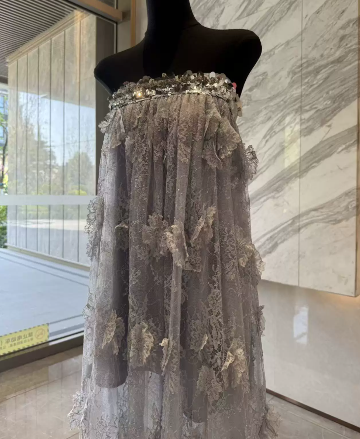 Robe de bal de princesse bustier à volants en satin long, robe de soirée C8117