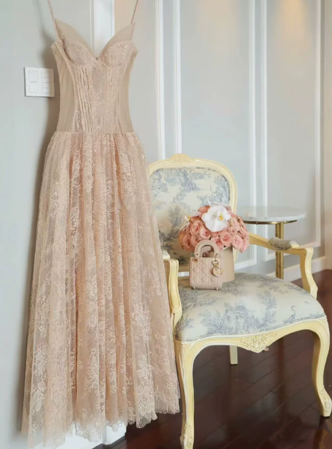 Robe de bal de princesse bustier à volants en satin long, robe de soirée C8117