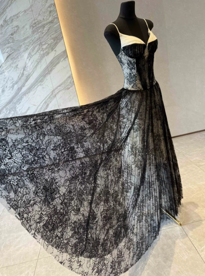 Robe de bal de princesse bustier à volants en satin long, robe de soirée C8117