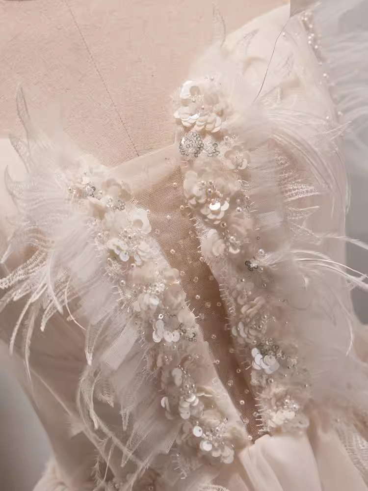 Robe de bal modeste, épaules dénudées, en Tulle blanc, tenue d'anniversaire, robe de soirée, C942