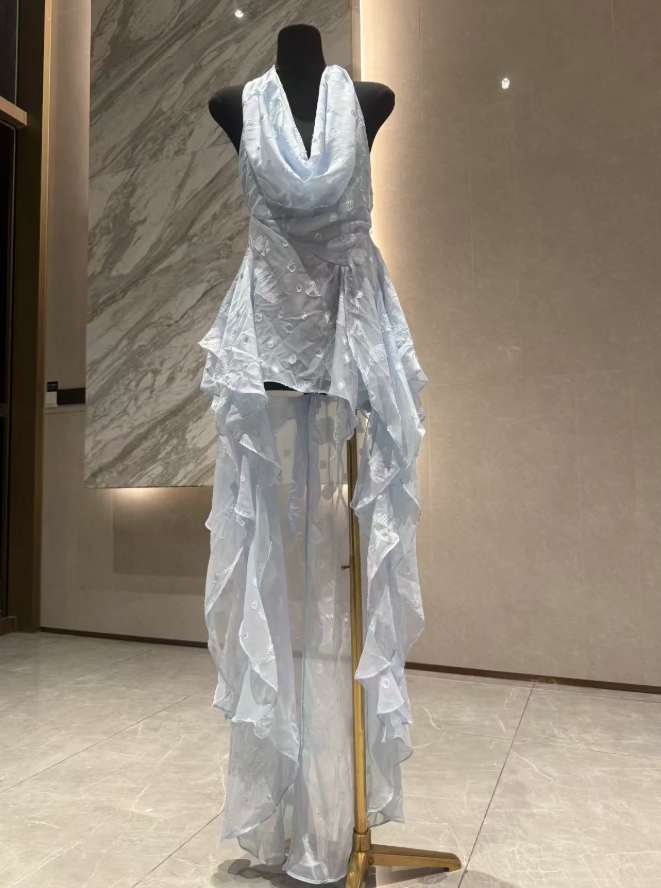 Mini robe de soirée en satin, sans bretelles, sans manches, ligne a, simple, C899