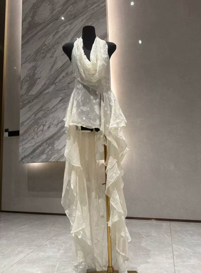 Mini robe de soirée en satin, sans bretelles, sans manches, ligne a, simple, C899