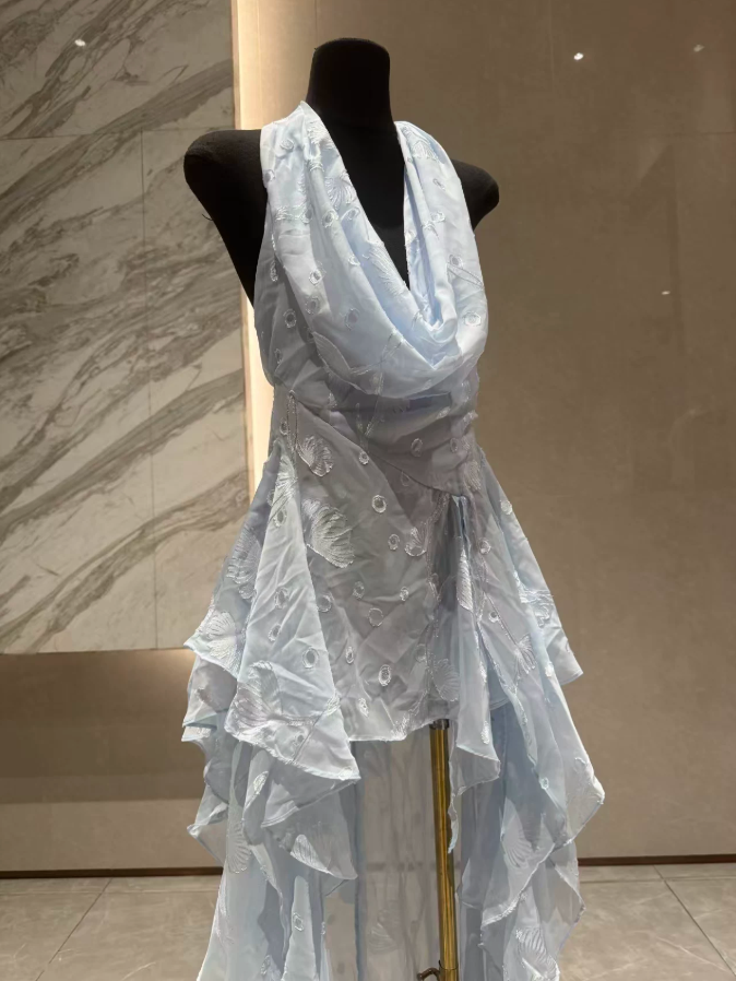 Mini robe de soirée en satin, sans bretelles, sans manches, ligne a, simple, C899