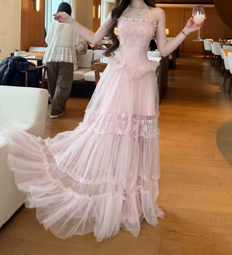 Alluring Halter Neck Prom Dress Lace A-Line Evening Dress C9432
