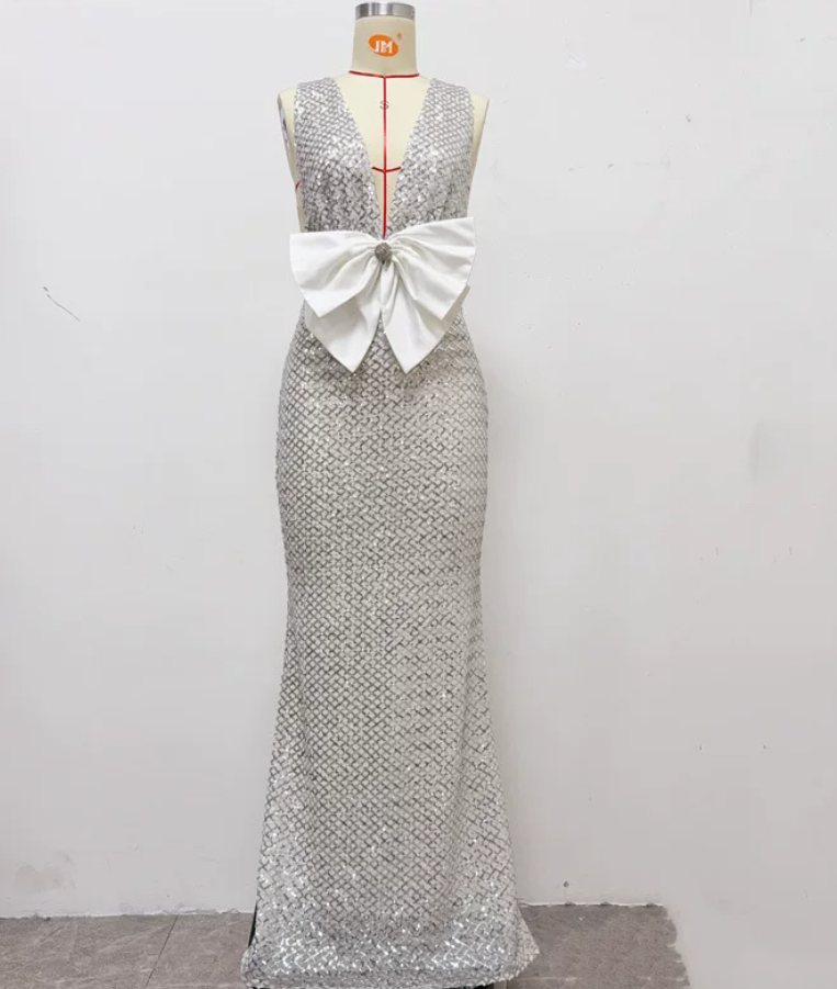 Robe de bal de princesse bustier à volants en satin long, robe de soirée C8117