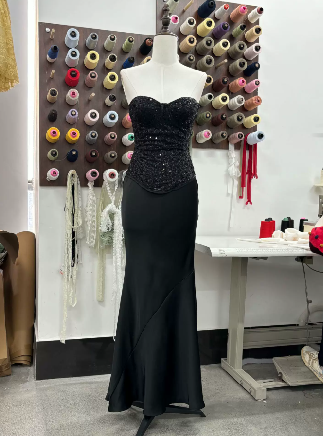 Robe de bal de princesse bustier à volants en satin long, robe de soirée C8117