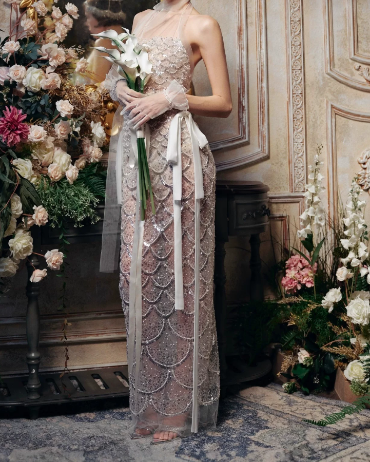 Luxurious Halter Neck Silver Prom Dress Sequins Sheath Evening Dress C9440
