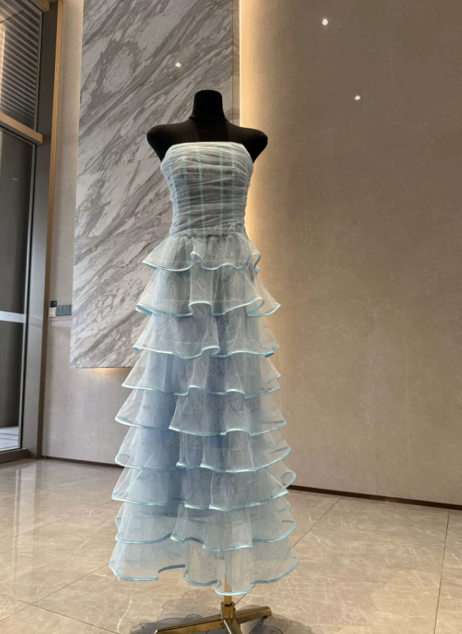 Fascinating Strapless Tiered Prom Dress Blue Lace A-Line Evening Dress C9444
