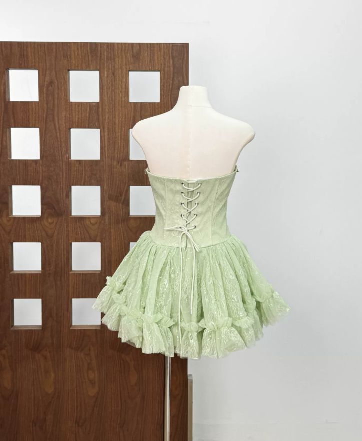 Classical Strapless Floral Homecoming Dress Lace Tulle A-Line Party Dress C9445