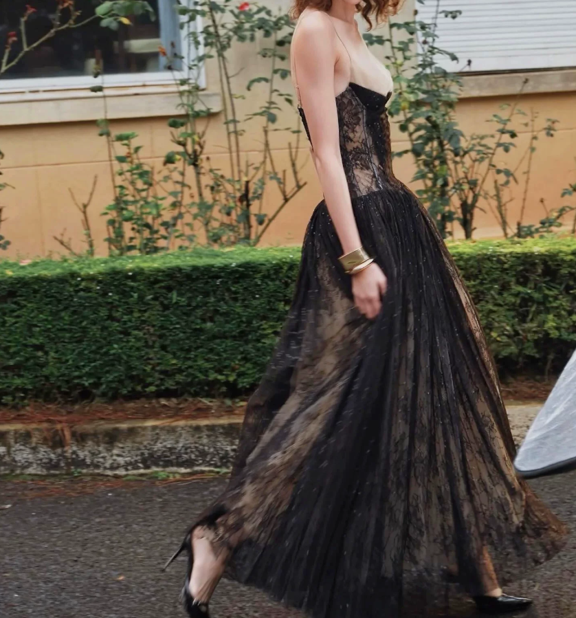 Chic Spaghetti Strap Black Prom Dress Lace Sequins A-Line Evening Dress C9450