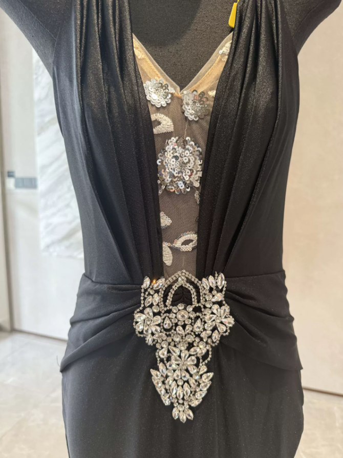 Glam Halter Neck Black Prom Dress Beading Mermaid Evening Dress C9453