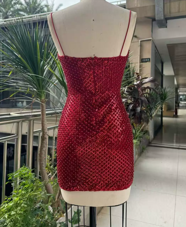 Chic Spaghetti Straps Homecoming Dress Sequins Beads Sheath Party Dress C9466