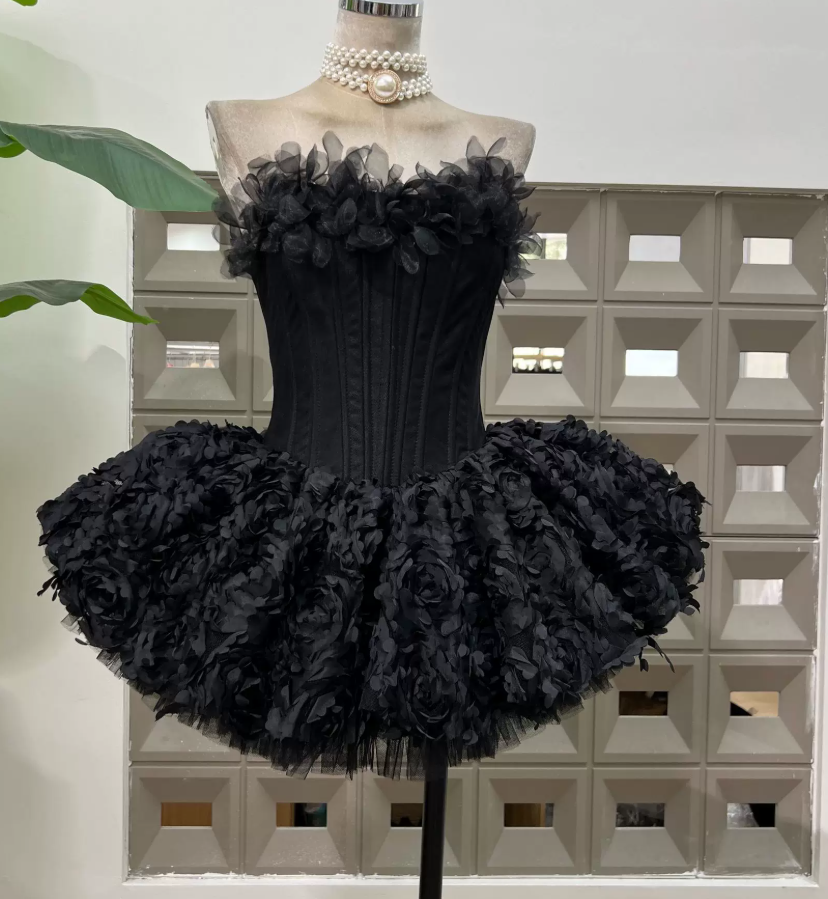 Mini robe de soirée en satin, sans bretelles, sans manches, ligne a, simple, C899