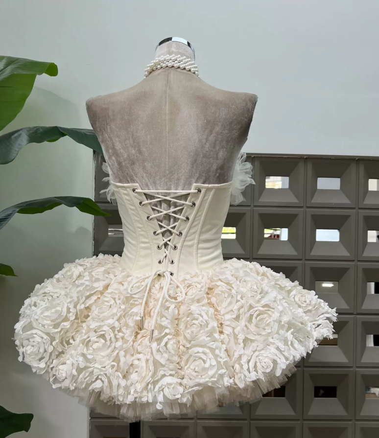 Mini robe de soirée en satin, sans bretelles, sans manches, ligne a, simple, C899