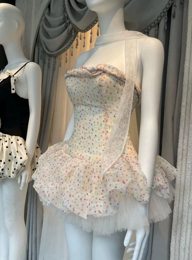 Mini robe de soirée en satin, sans bretelles, sans manches, ligne a, simple, C899
