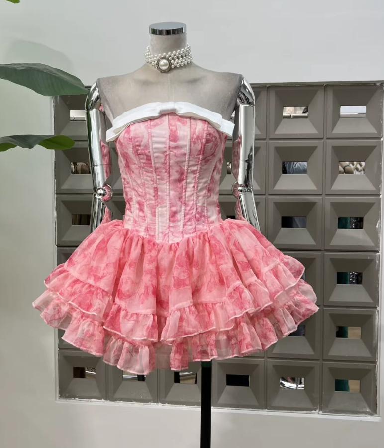 Mini robe de soirée en satin, sans bretelles, sans manches, ligne a, simple, C899