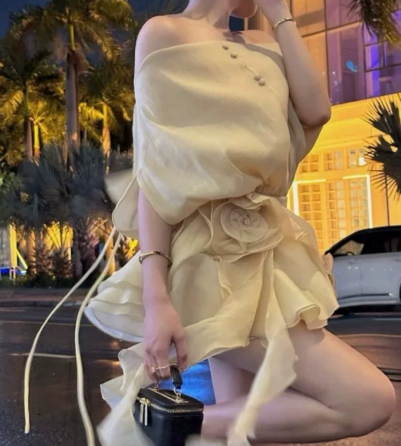 Mini robe de soirée en satin, sans bretelles, sans manches, ligne a, simple, C899