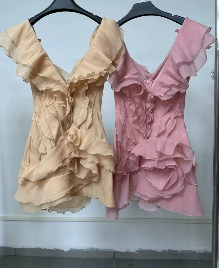 Mini robe de soirée en satin, sans bretelles, sans manches, ligne a, simple, C899