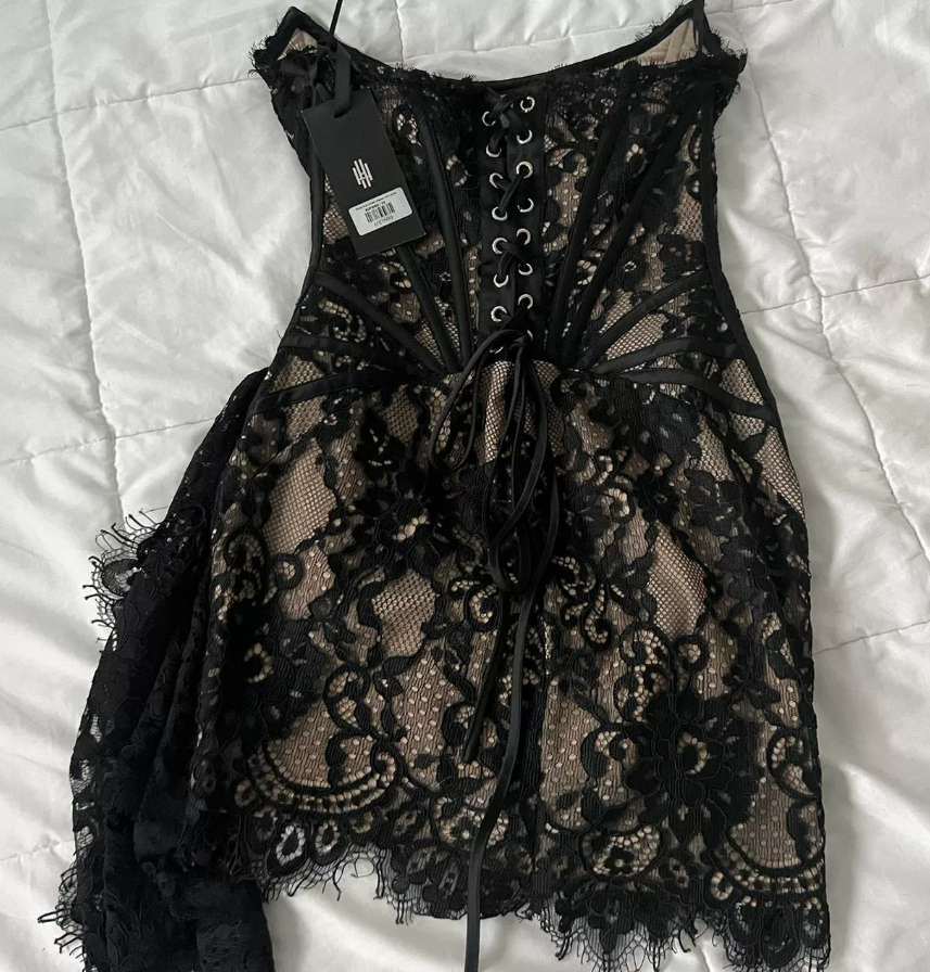 Mini robe de soirée en satin, sans bretelles, sans manches, ligne a, simple, C899