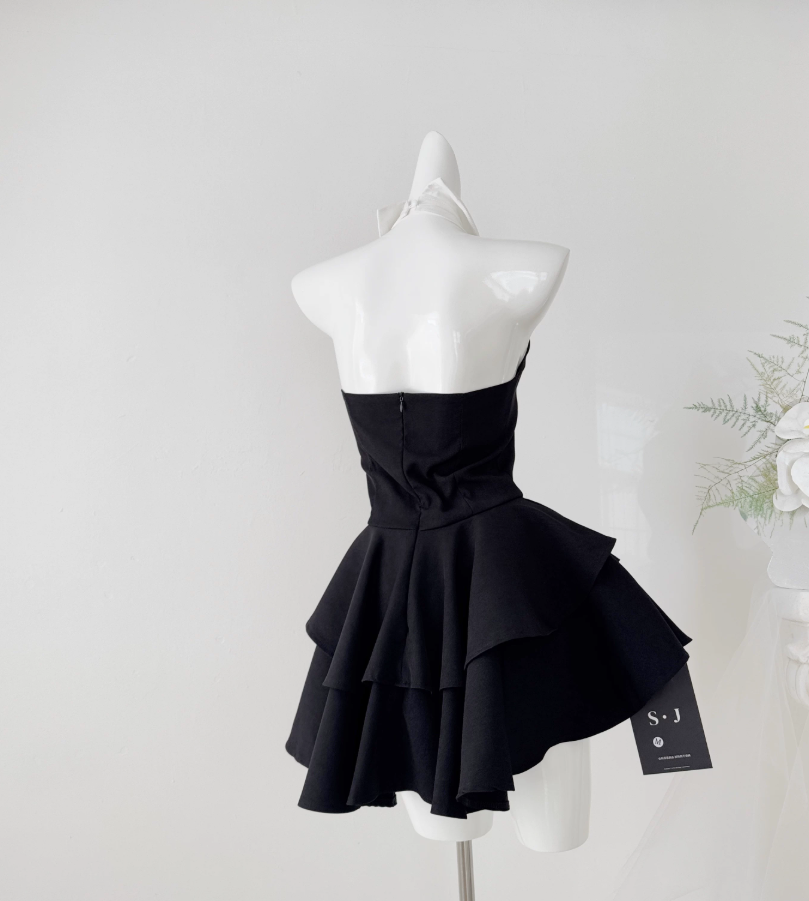 Chic Halter Neck Beaded Homecoming Dress Bow Black A-Line Party Dress C9547