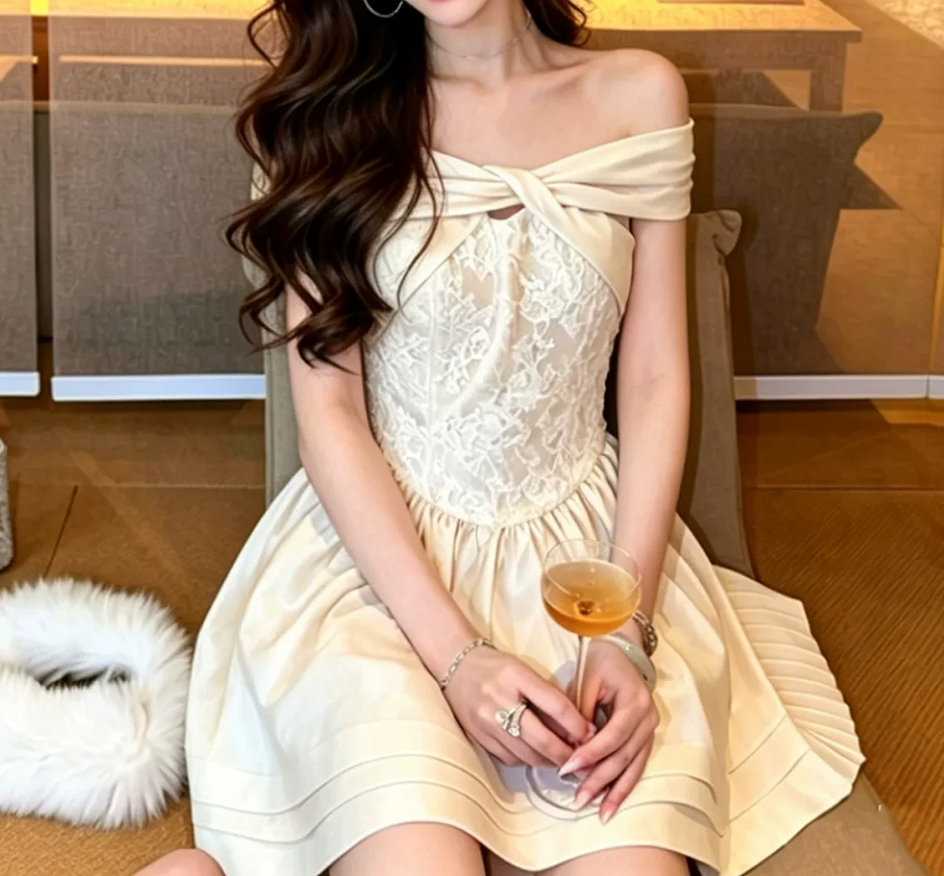 Attractive Off-Shoulder Homecoming Dress White Lace A-Line Party Dress C9552