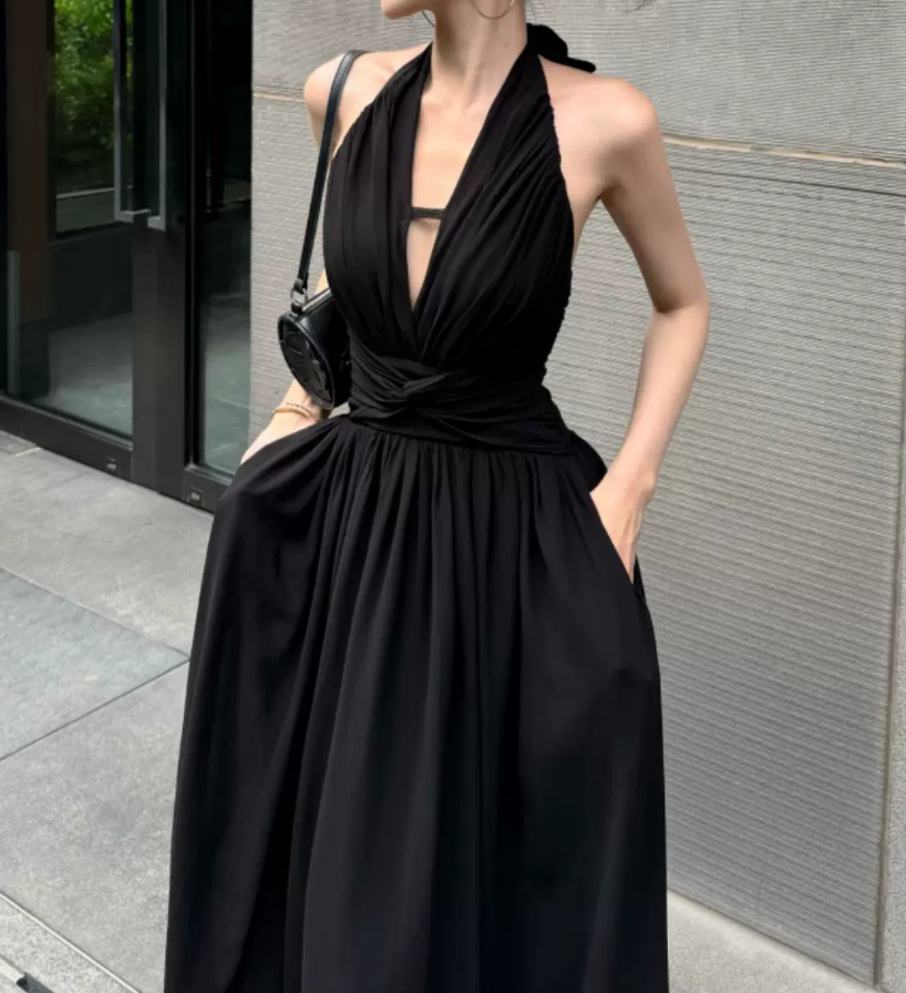 Trendy Halter Neck Prom Dress Black Backless A-Line Evening Dress C9558