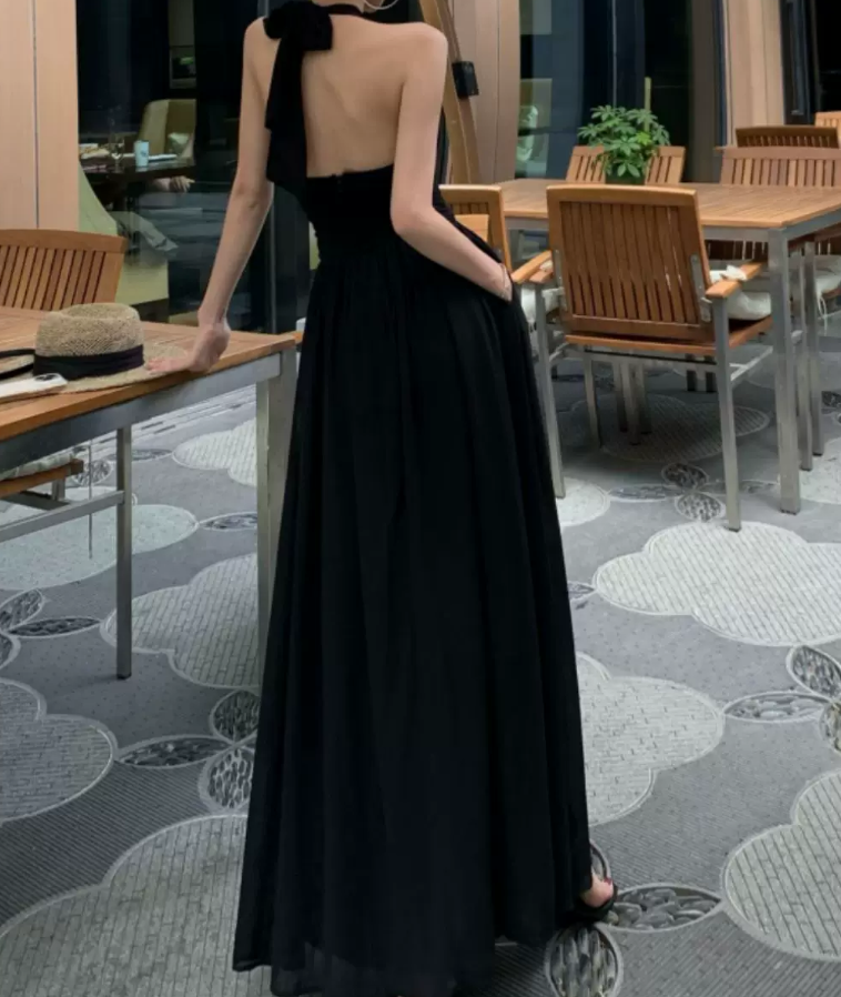 Trendy Halter Neck Prom Dress Black Backless A-Line Evening Dress C9558