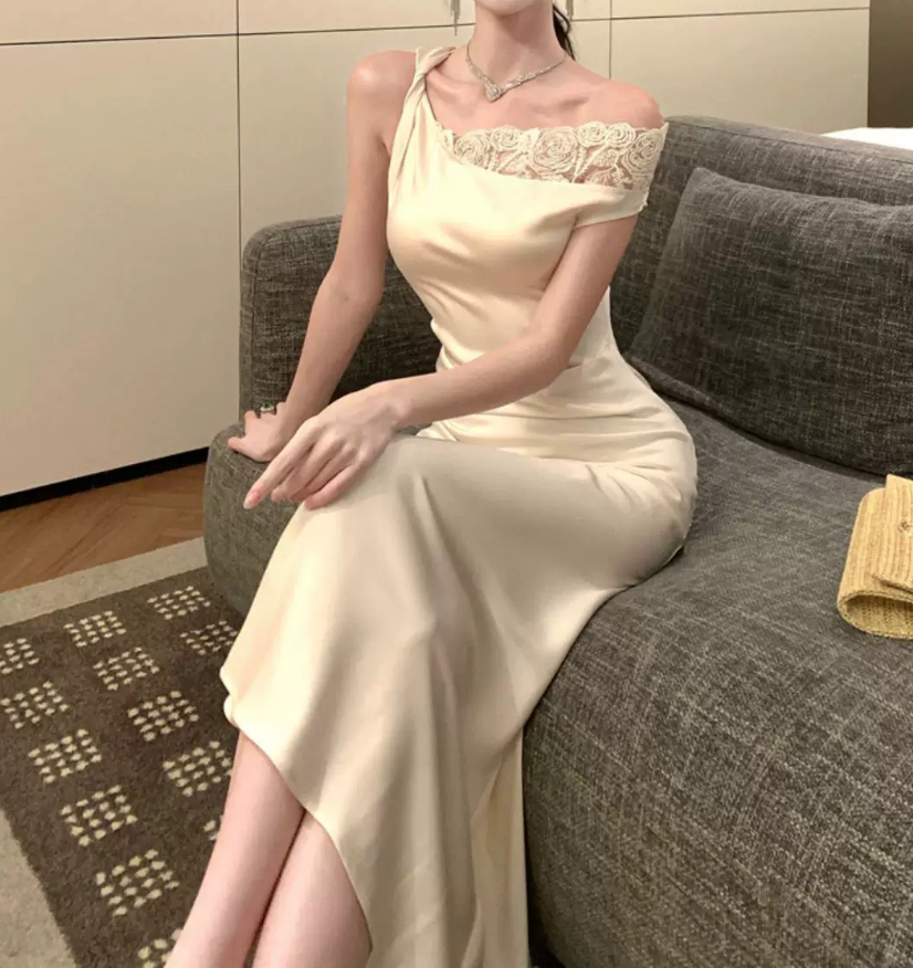 Vintage Asymmetrical Neck Prom Dress White Lace Satin Mermaid Evening Dress C9561