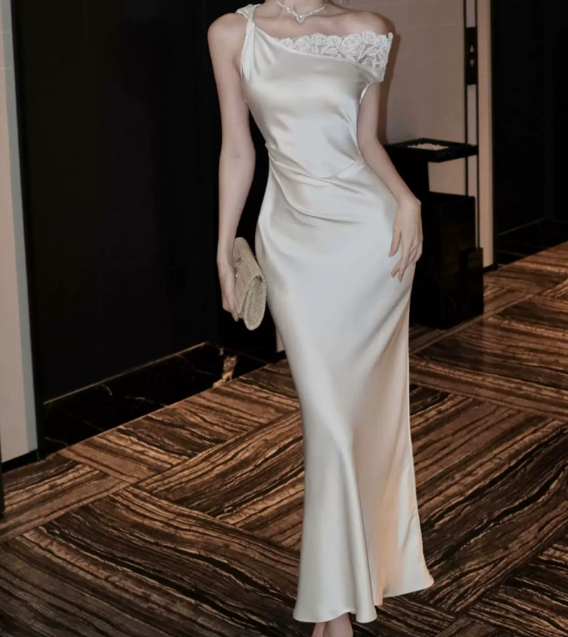 Vintage Asymmetrical Neck Prom Dress White Lace Satin Mermaid Evening Dress C9561