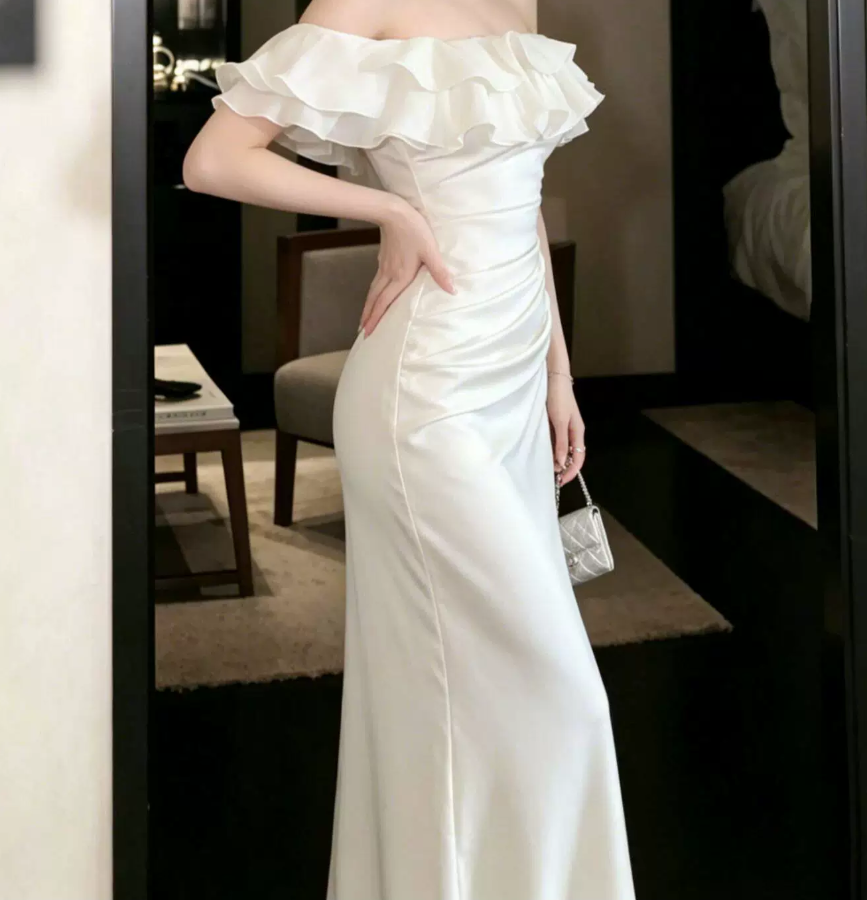 Superbe robe de mariée sirène bustier en satin et tulle, longue et en dentelle, C4563