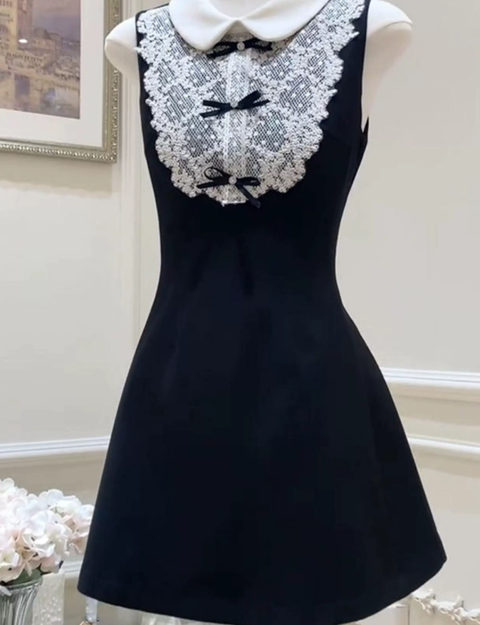 Unique Jewel Neck Black Homecoming Dress Lace Bows A-Line Party Dress C9580