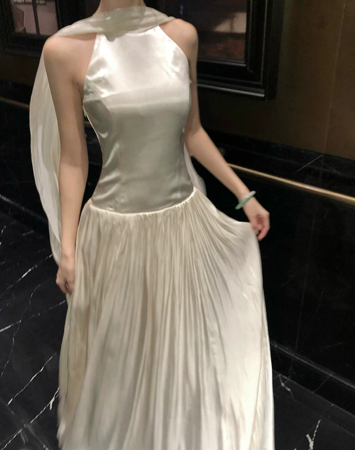 Romantic Halter Neck Prom Dress Ivory A-Line Evening Dress C9581
