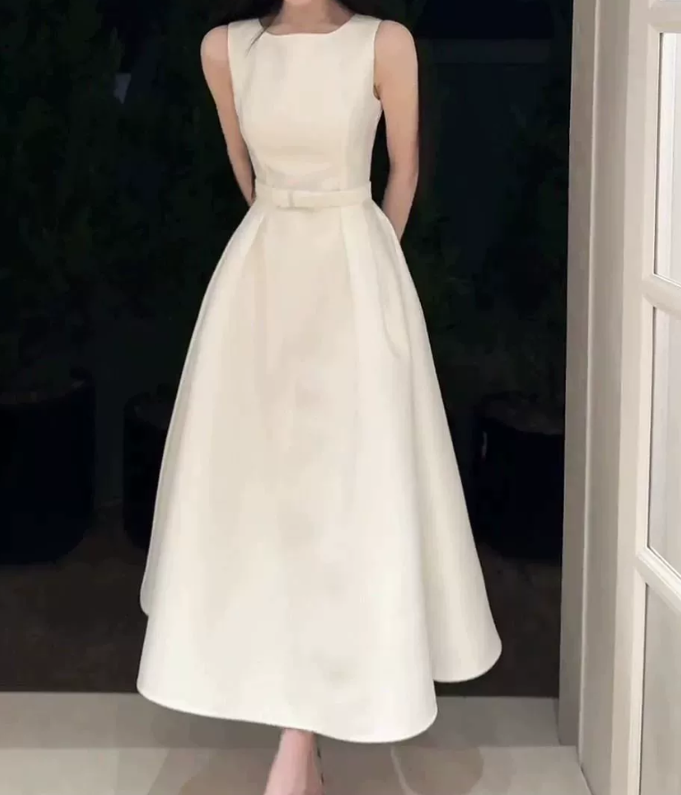 Robe de bal de princesse bustier à volants en satin long, robe de soirée C8117