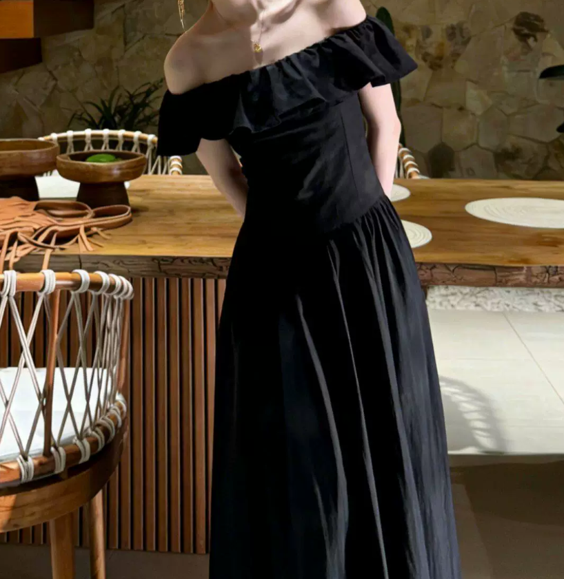 Retro Off-Shoulder Ruffles Prom Dress Black A-Line Evening Dress C9593