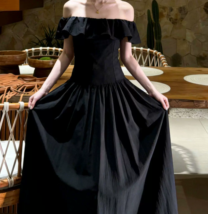 Retro Off-Shoulder Ruffles Prom Dress Black A-Line Evening Dress C9593