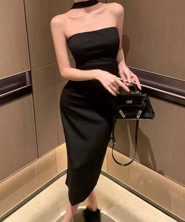 Classical Halter Neck Prom Dress Black Bow Sheath Evening Dress C9597