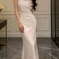 Superbe robe de mariée sirène bustier en satin et tulle, longue et en dentelle, C4563