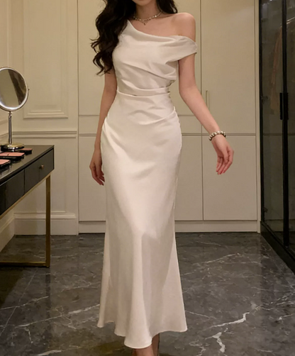 Superbe robe de mariée sirène bustier en satin et tulle, longue et en dentelle, C4563