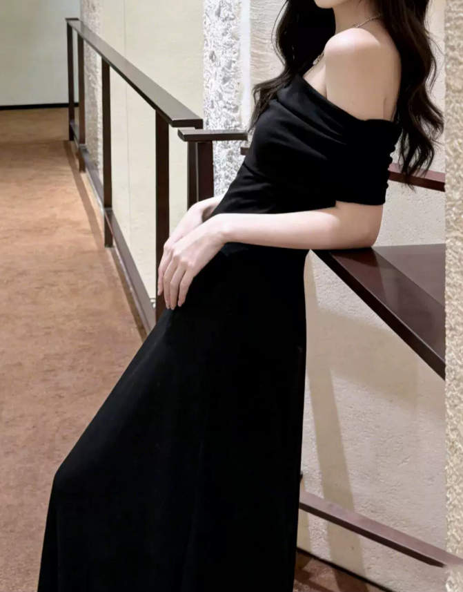 Robe de bal de princesse bustier à volants en satin long, robe de soirée C8117