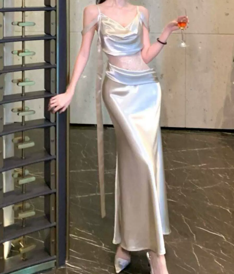 Romantic Off-Shoulder Prom Dress Silver Lace Sheath Evening Dress C9616