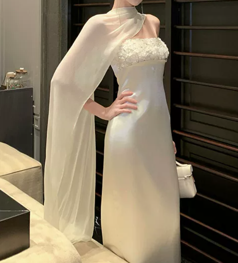 Ornate Strapless Wedding Dresses With Scarf Sequins Satin Mermaid Bridal Dress C9624