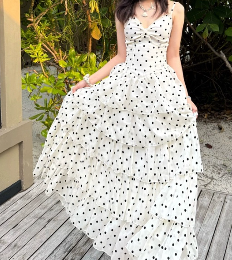 Robe de bal de princesse bustier à volants en satin long, robe de soirée C8117