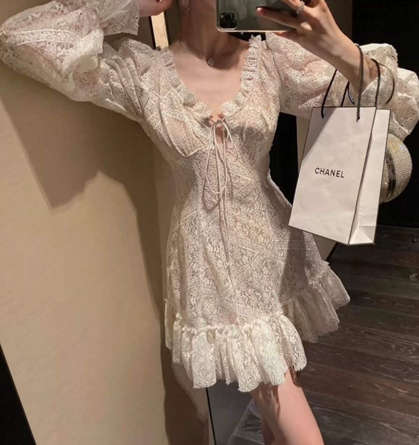 Romantic V Neck Ruffles Homecoming Dress White Long Sleeve A-Line Party Dress C9647